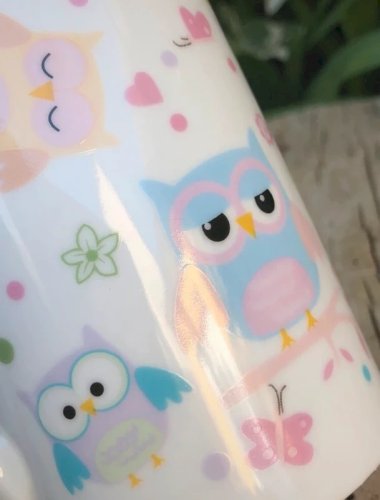 Tasse en porcelaine motifs hiboux couleurs pastels