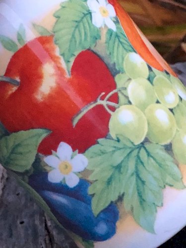 Tasse en porcelaine Roy Kirkham