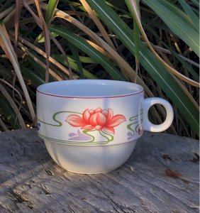 Tasse en porcelaine Villeroy & Boch modèle Florida