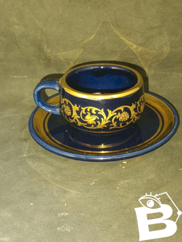 tasse et coupelle signées Terra hellas sterling glod en bon etat