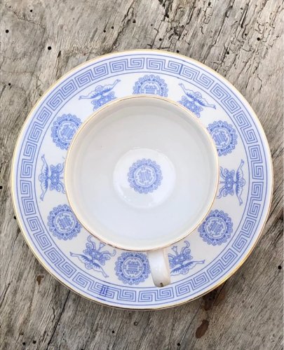 Tasse et soucoupe blanches et bleues en porcelaine Fine Bone Tibet