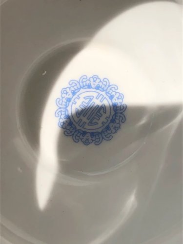 Tasse et soucoupe blanches et bleues en porcelaine Fine Bone Tibet