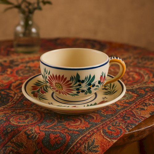 Tasse et soucoupe en faïence HB Quimper décor "Bohème" — fait main
