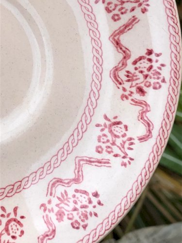 Tasse et soucoupe rose clair England Johnson Brothers