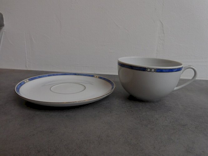 TASSE ET SOUS TASSE CHRISTOFLE PORCELAINE MICRO GOLD BLEU