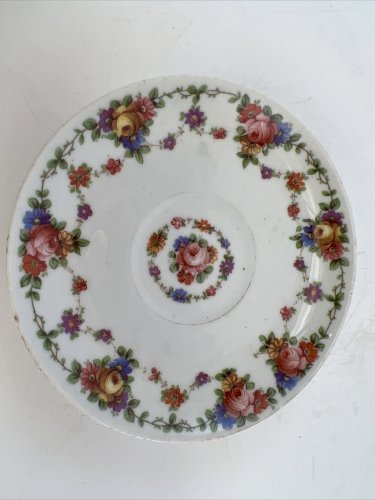 Tasse et Sous-Tasse Porcelaine de Paris – Décor Fleurs & Rubans – XIXe