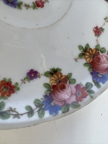 Tasse et Sous-Tasse Porcelaine de Paris – Décor Fleurs & Rubans – XIXe