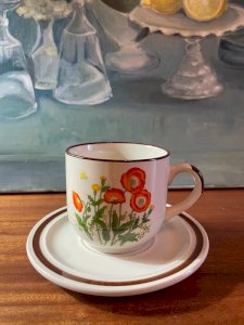 Vintage Koréa stoneware flowered cup