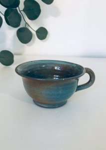 Tasse grès signée