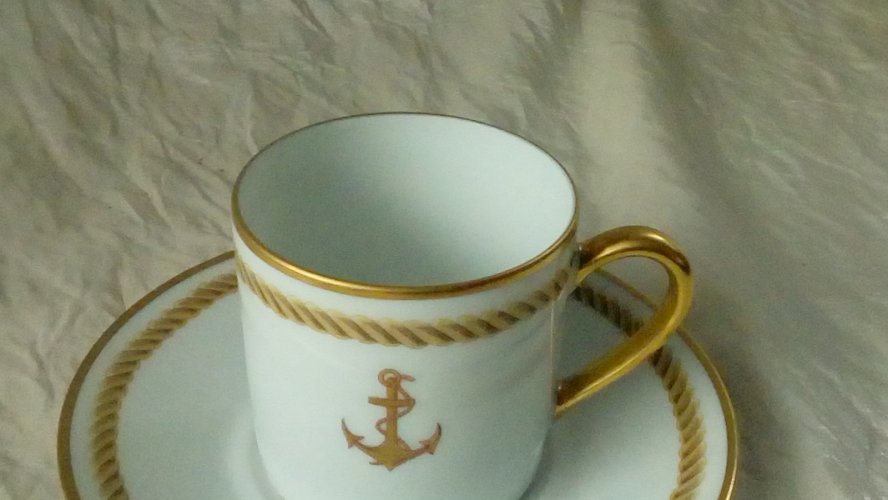 TASSE LITRON EN PORCELAINE DE LIMOGES ANCRE  MARINE BERNARDEAU FRANCE*
