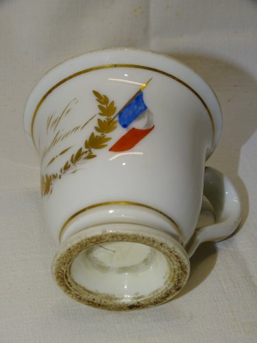 -TASSE PATRIOTIQUE PORCELAINE EPAISSE CAFE NATIONAL DRAPEAUX BLEU BLANC ROUGE  D