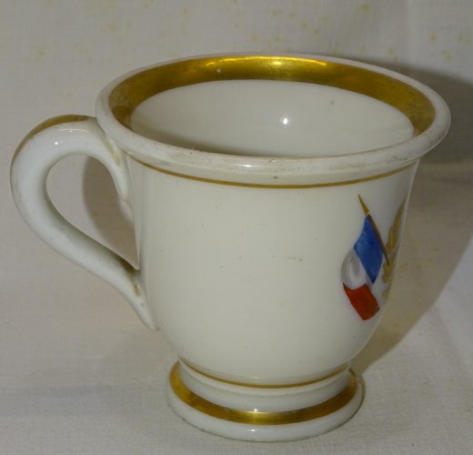 -TASSE PATRIOTIQUE PORCELAINE EPAISSE CAFE NATIONAL DRAPEAUX BLEU BLANC ROUGE  D