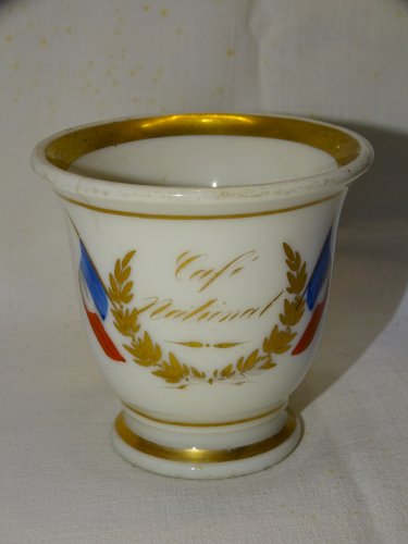 -TASSE PATRIOTIQUE PORCELAINE EPAISSE CAFE NATIONAL DRAPEAUX BLEU BLANC ROUGE  D