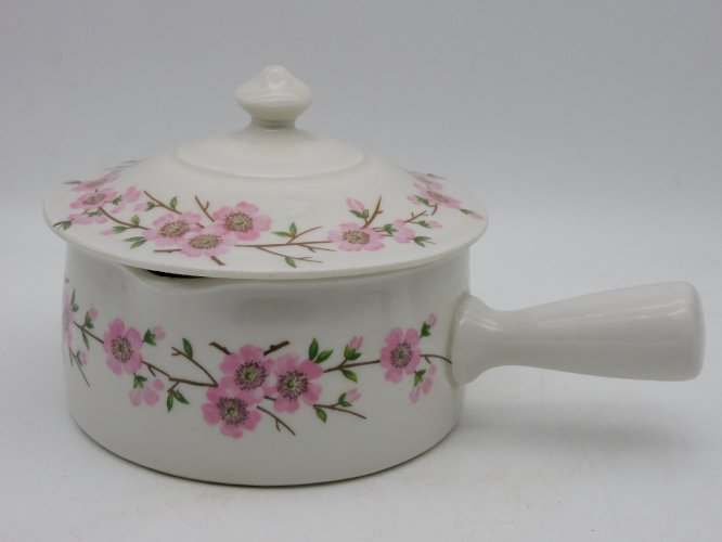 Tasse & Sous tasse Porcelaine Paris Décor Fleurs Fait Main, Signature en Creux