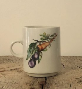 Villeroy & Boch vegetable motifs cup