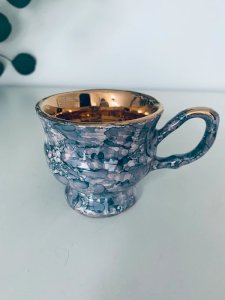 Tasse Vintage Porcelaine Émail Marbré et Intérieur Doré Or