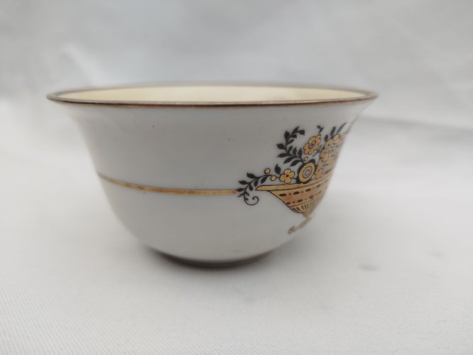 Tasse ancienne en porcelaine, Raynaud Cie, Limoges, Pierre Bégué à Biarritz 