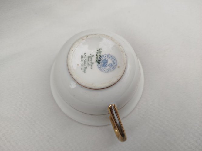 Tasse ancienne en porcelaine, Raynaud Cie, Limoges, Pierre Bégué à Biarritz 