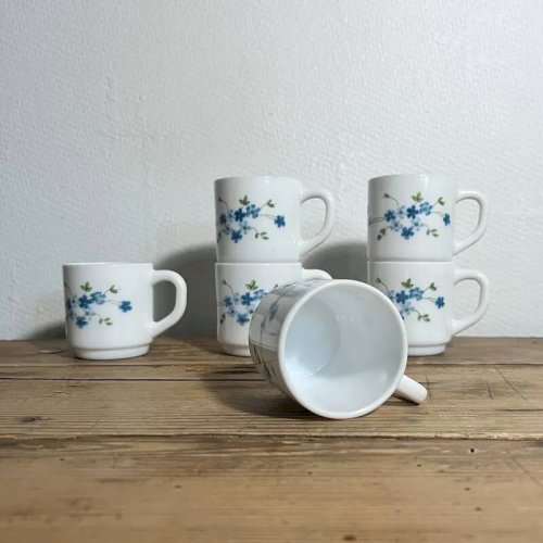 Tasses à café Arcopal modèle Myosotis