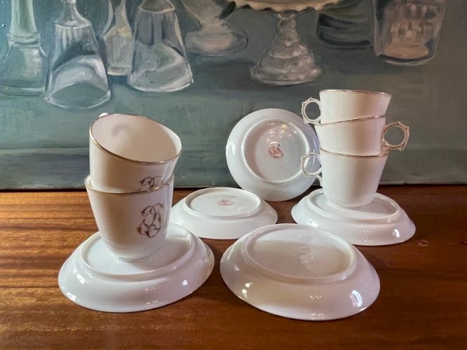 Tasses à café en porcelaine fine anciennes