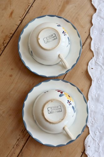 Tasses à déjeuner anciennes en faïence Salins - Modèle Jacqueline