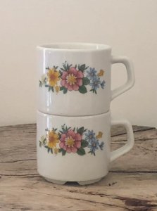 Tasses à expresso vintage en porcelaine Bavaria motifs fleurs
