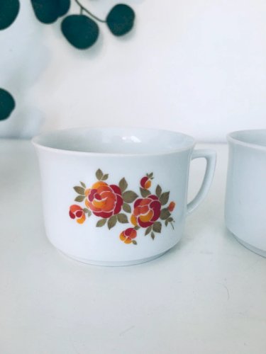Tasses en porcelaine