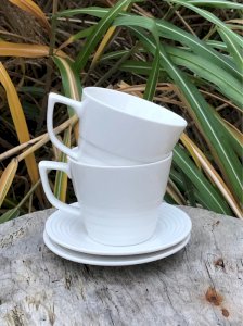Tasses et soucoupes blanches Cosy & Trendy