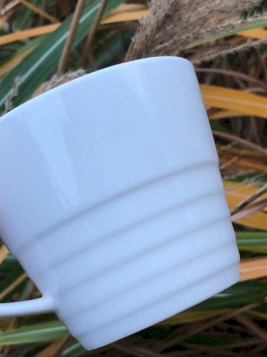 Tasses et soucoupes blanches Cosy & Trendy