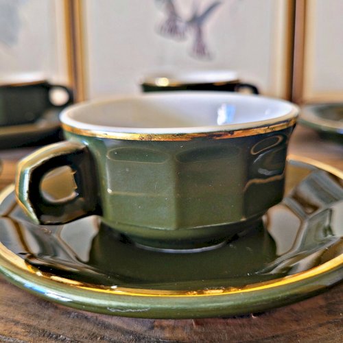 Tasses expresso bistrot Apilco Pillivuyt, vert impérial liseré doré