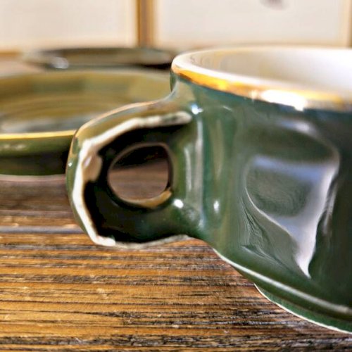 Tasses expresso bistrot Apilco Pillivuyt, vert impérial liseré doré