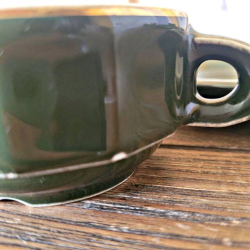 Tasses expresso bistrot Apilco Pillivuyt, vert impérial liseré doré