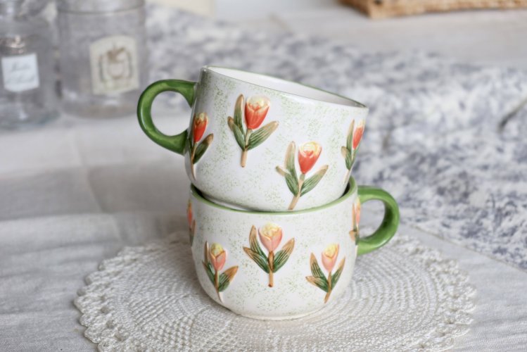 Tasses / mugs barbotine vintage - Motif tulipe - Tons orange et vert