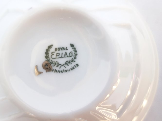 Tasses porcelaine Art Déco décor fuchsias