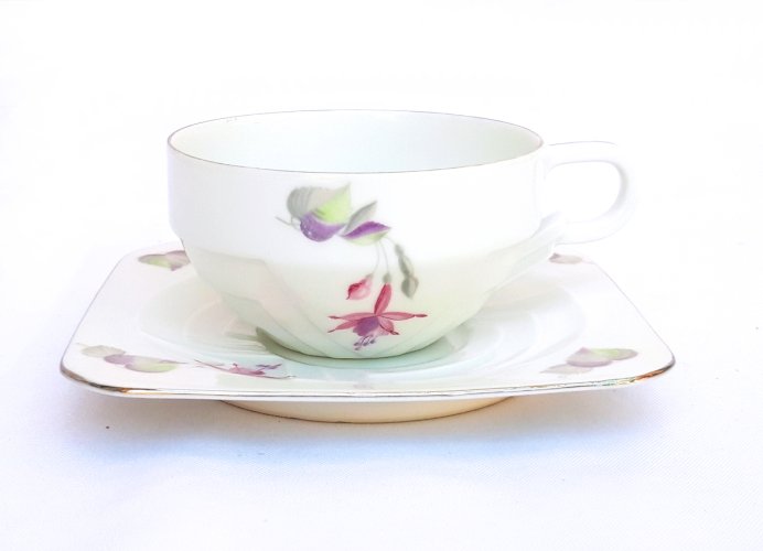 Tasses porcelaine Art Déco décor fuchsias