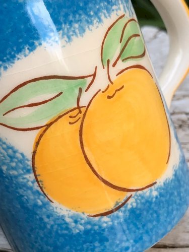 Tasses vintage motifs fruits