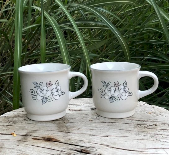 Tasses vintage Stoneware Fleur de Lune en grès