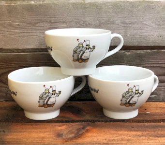 Mam Goudig porcelain cups/bowls