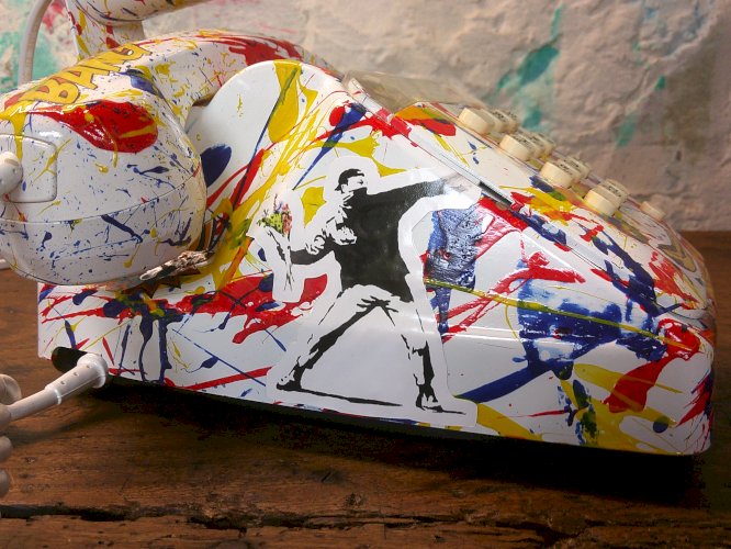 Téléphone a touche lampe customisé