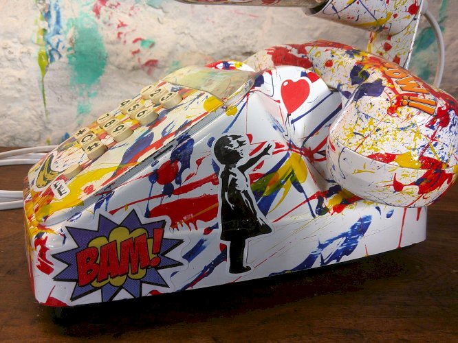 Téléphone a touche lampe customisé