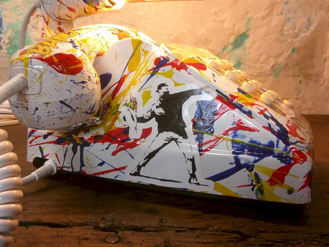 Téléphone a touche lampe customisé