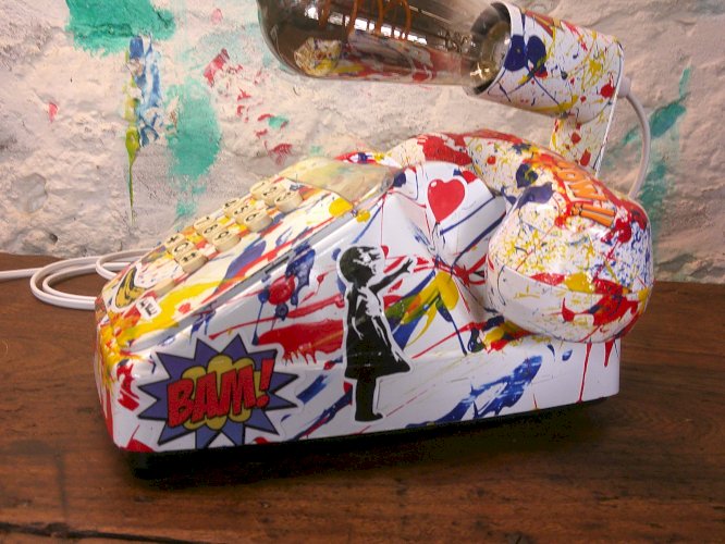 Téléphone a touche lampe customisé