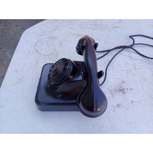 Téléphone en Bakélite Siemens