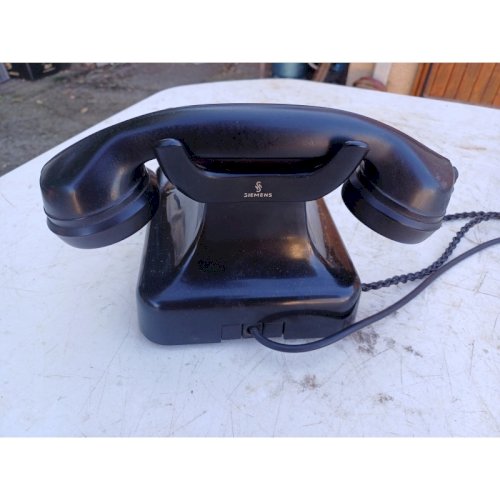 Téléphone en Bakélite Siemens
