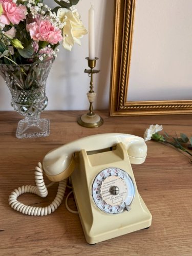 Téléphone vintage Bakélite