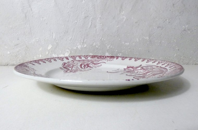 Terre de fer assiette plate IRIS Ste Amandinoise