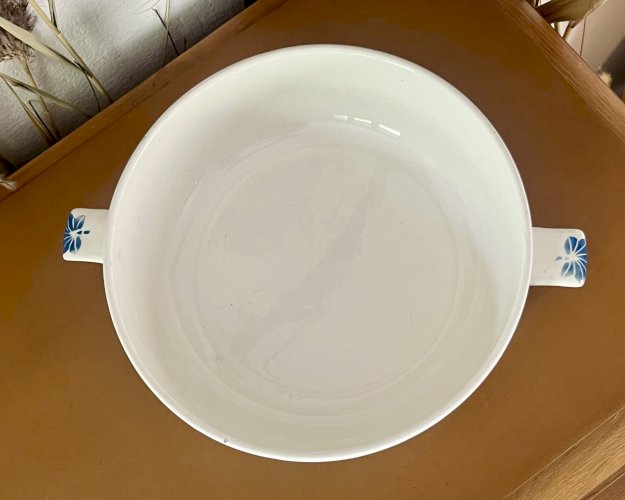 Terre de Fer - Plat de service ou soupière Baudin - Badonviller 