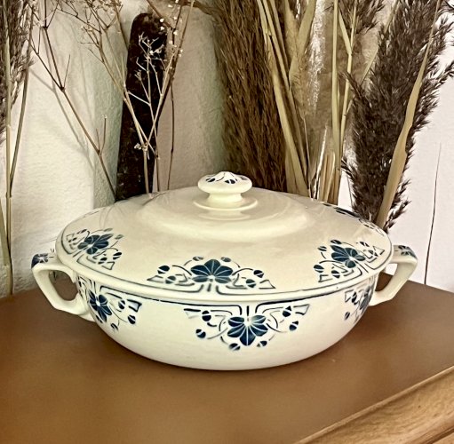 Terre de Fer - Plat de service ou soupière Baudin - Badonviller 