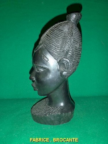 TETE AFRICAINE EN BOIS