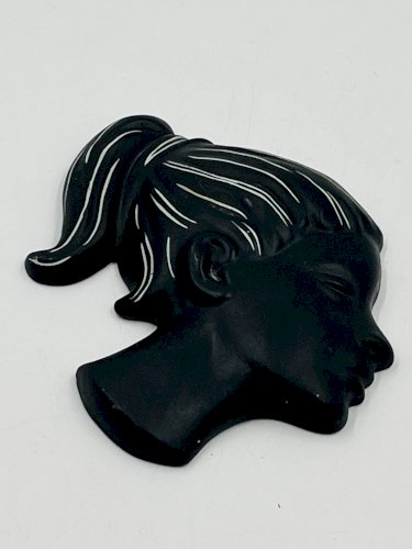 Tête de femme stylisée en céramique émaillée noir Kroon Kenia, années 60–70